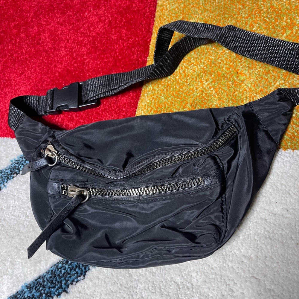 Black Fanny Pack
